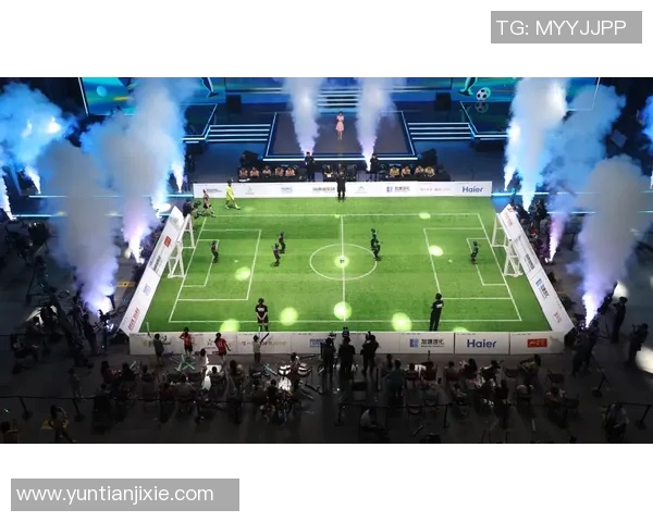 足球明星赛场外的另一场较量手机游戏成新宠引发热议